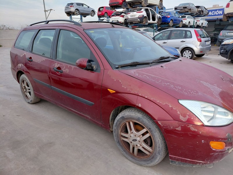 ford focus i turnier (dnw) del año 2000