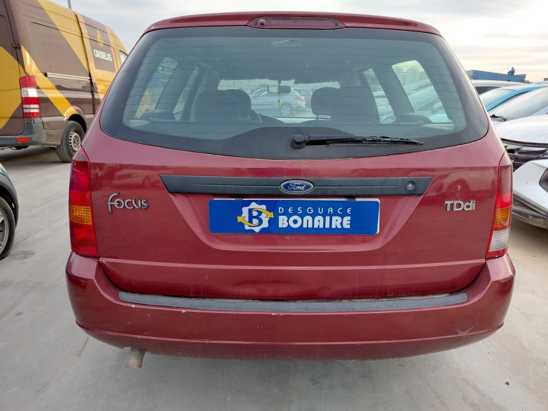 ford focus i turnier (dnw) del año 2000