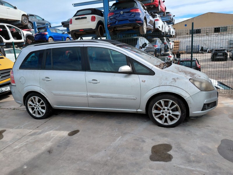 opel zafira / zafira family b (a05) del año 2005