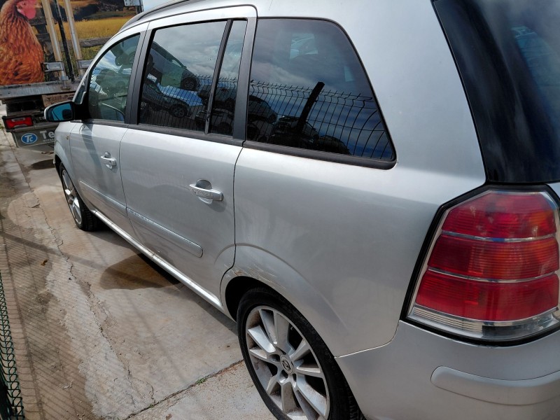 opel zafira / zafira family b (a05) del año 2005