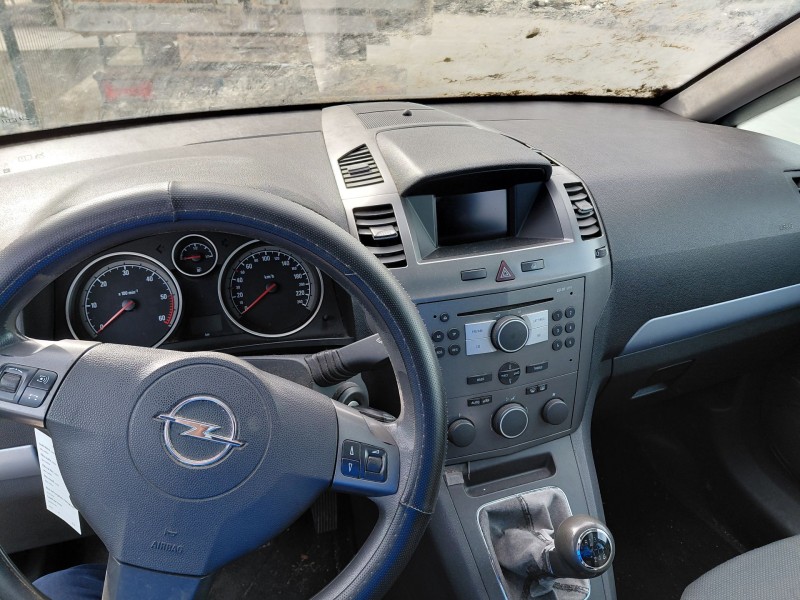 opel zafira / zafira family b (a05) del año 2005