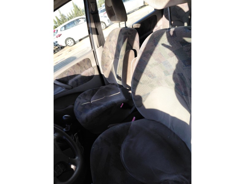 citroën xsara picasso (n68) del año 2002