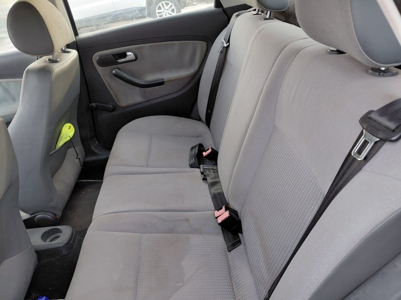 seat ibiza iii (6l1) del año 2003