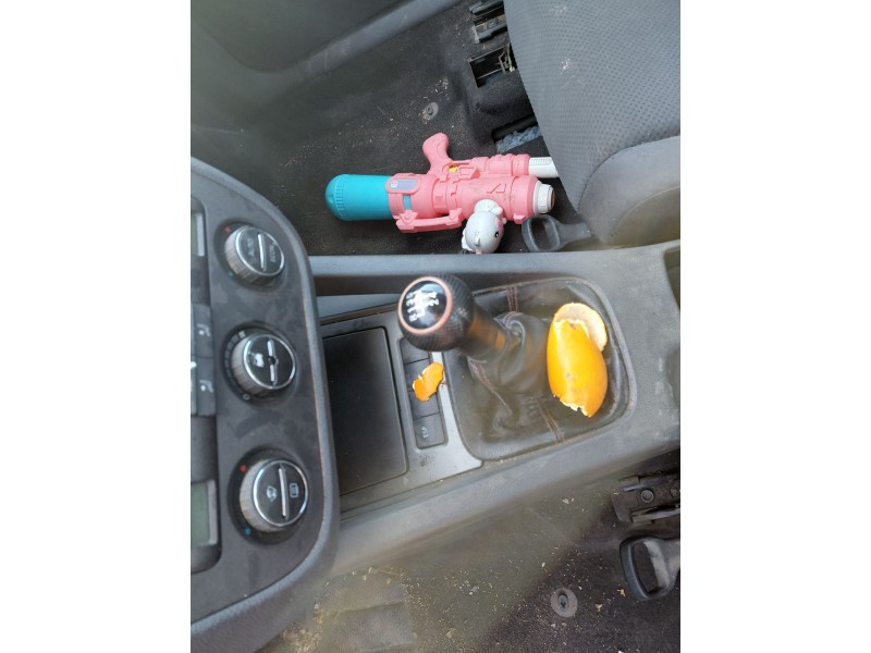 volkswagen golf v (1k1) del año 2005