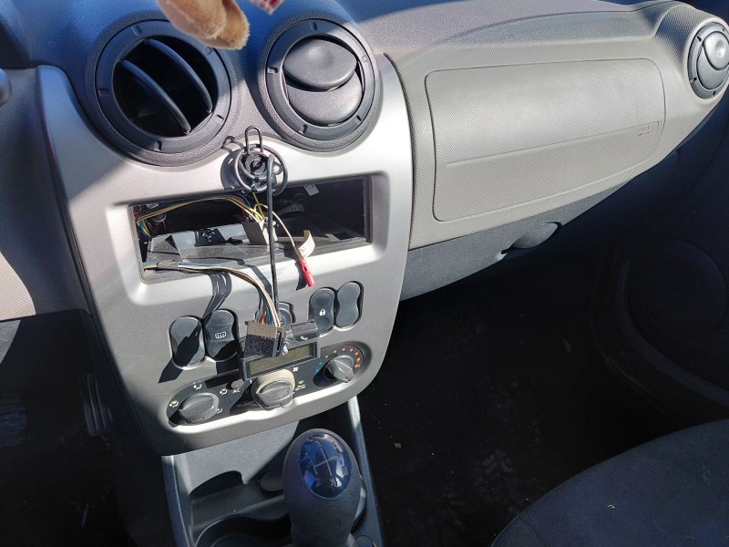 dacia sandero (bs_) del año 2010