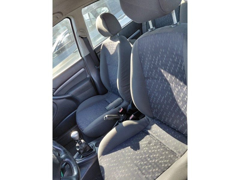 ford focus i (daw, dbw) del año 2001