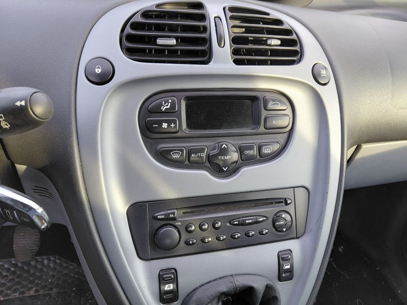 citroën xsara picasso (n68) del año 2006
