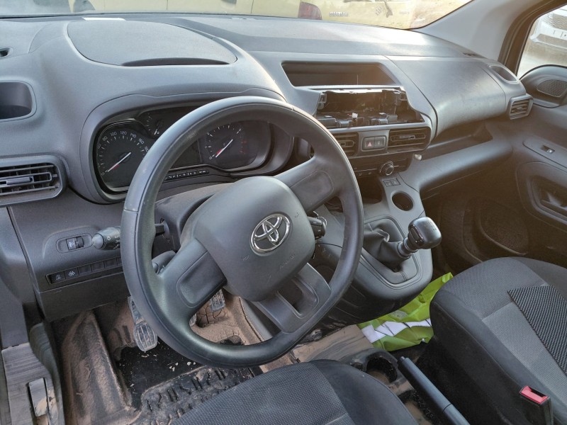 toyota proace city verso monospace (bky_) del año 2022