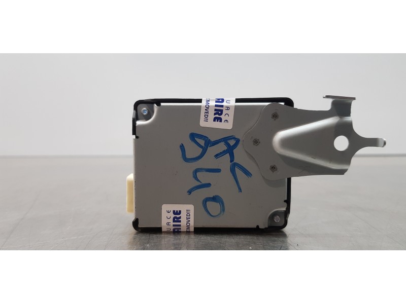 Recambio de modulo electronico para toyota rav4 hybrid 4x2 advance referencia OEM IAM 897B042111  