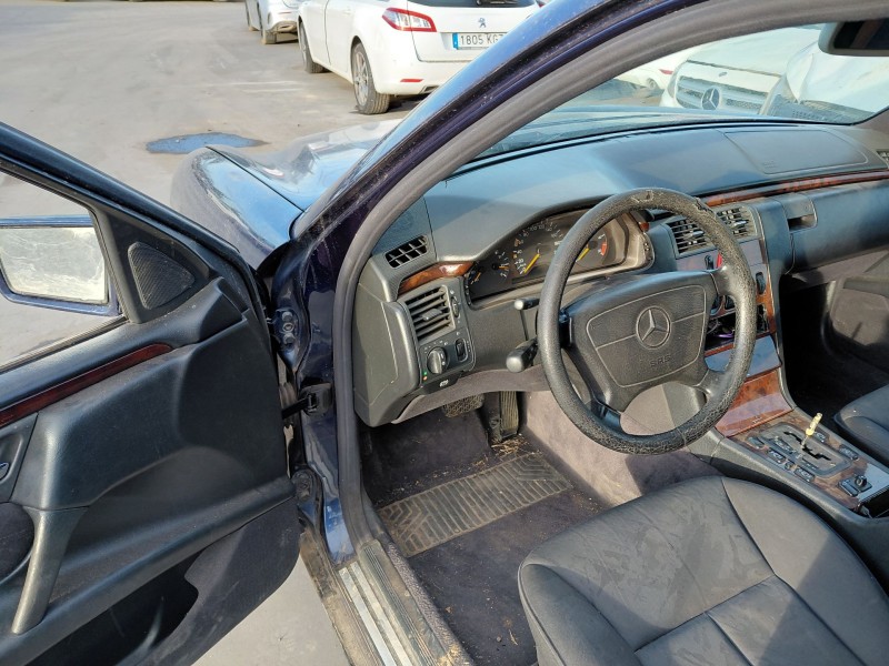 mercedes-benz clase e (w210) del año 1997
