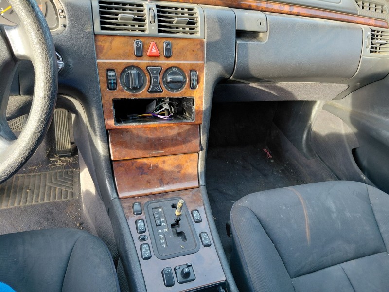 mercedes-benz clase e (w210) del año 1997