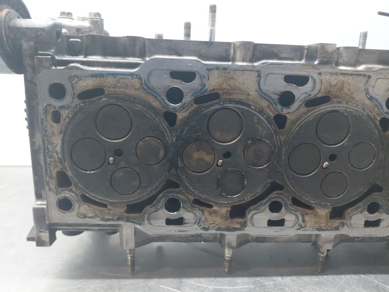 Recambio de culata para chevrolet captiva (c100, c140) 2.0 d 4wd referencia OEM IAM 96440128  