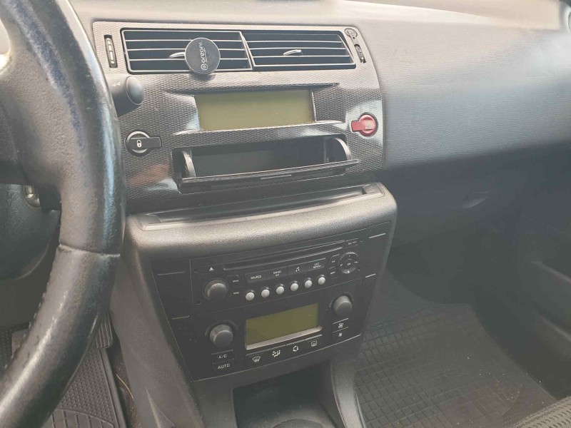 citroën c4 berlina del año 2006