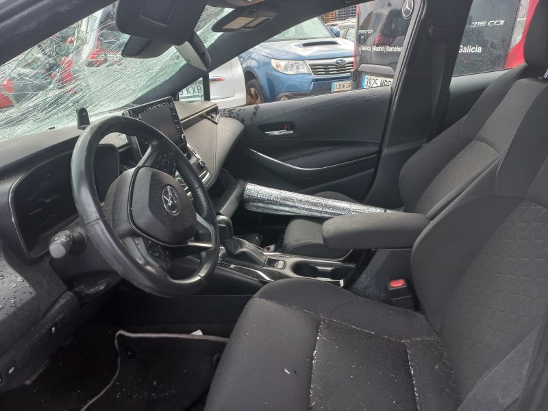 toyota corolla (e21) del año 2019