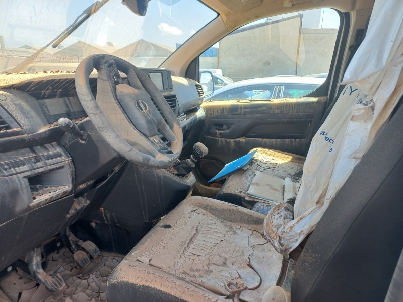 opel vivaro del año 2024