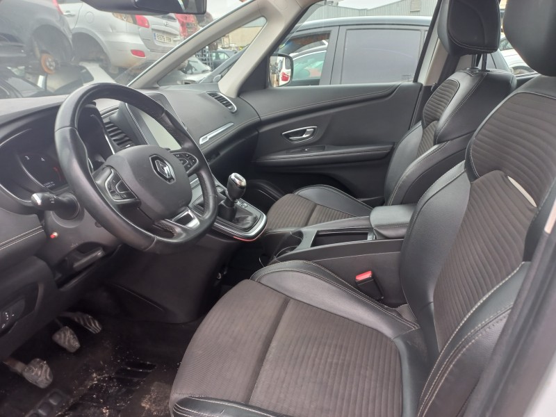 renault scenic iv del año 2019