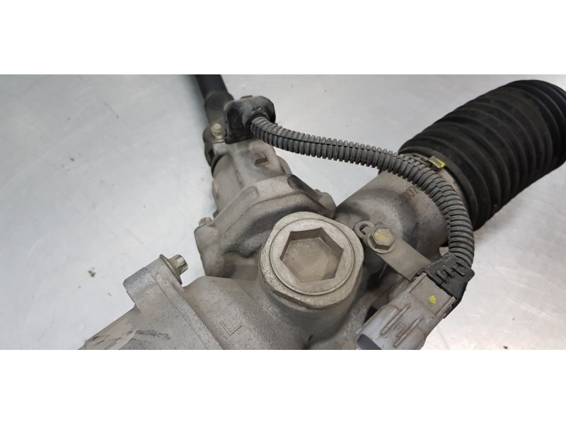 Recambio de cremallera direccion para lexus is 300h referencia OEM IAM 4420053240  