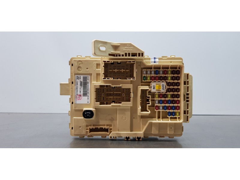 Recambio de caja reles / fusibles para hyundai kona klass 2wd referencia OEM IAM 91950J9081  