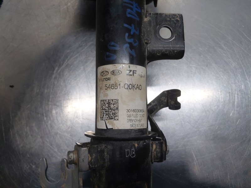 Recambio de amortiguador delantero derecho para hyundai bayon hybrid referencia OEM IAM   