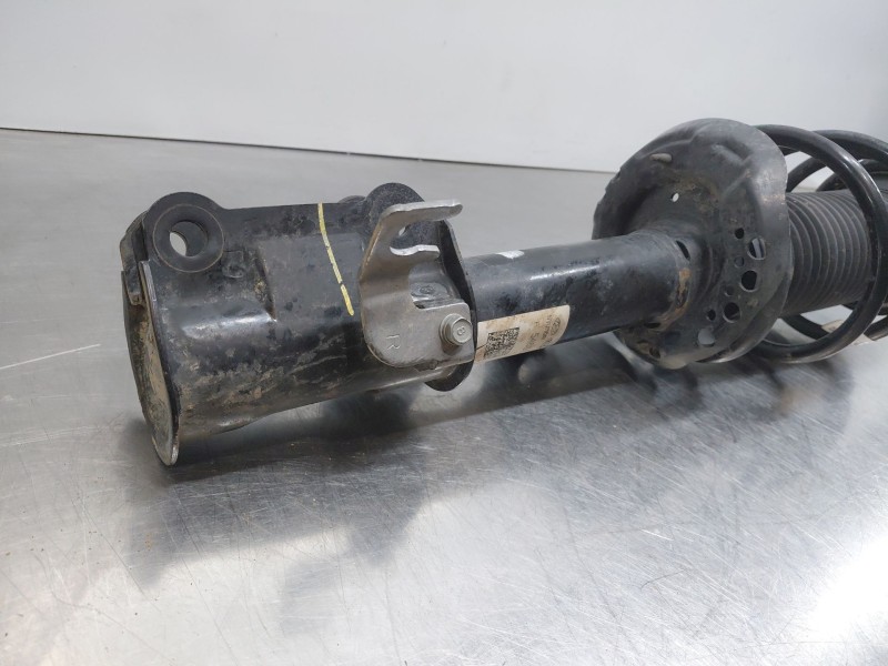 Recambio de amortiguador delantero derecho para hyundai bayon hybrid referencia OEM IAM   