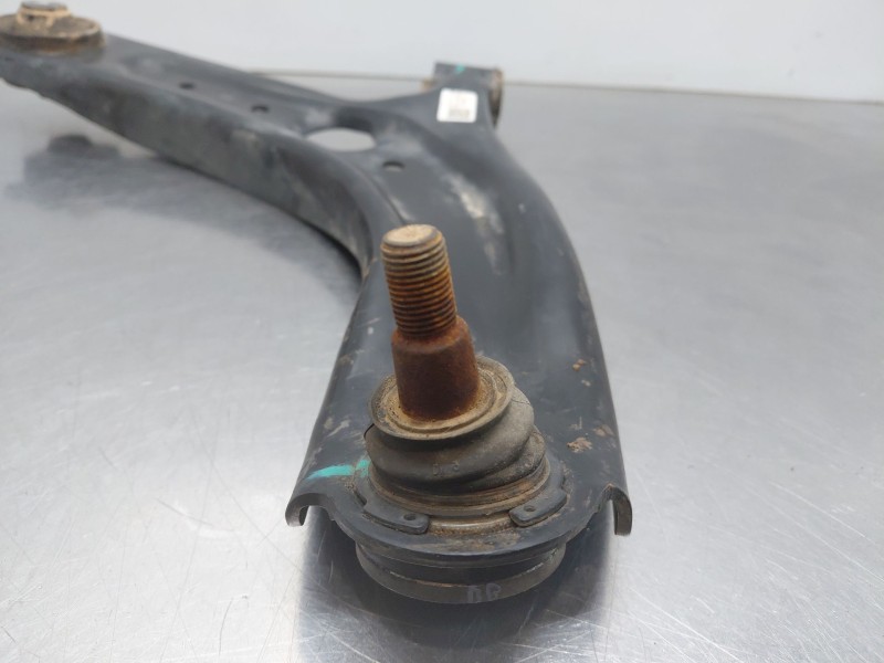 Recambio de brazo suspension inferior delantero derecho para hyundai bayon hybrid referencia OEM IAM   