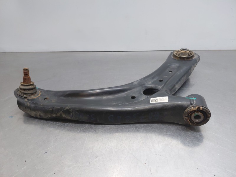 Recambio de brazo suspension inferior delantero derecho para hyundai bayon hybrid referencia OEM IAM   