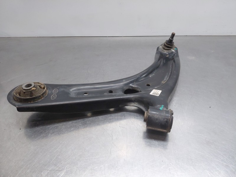 Recambio de brazo suspension inferior delantero izquierdo para hyundai bayon hybrid referencia OEM IAM   