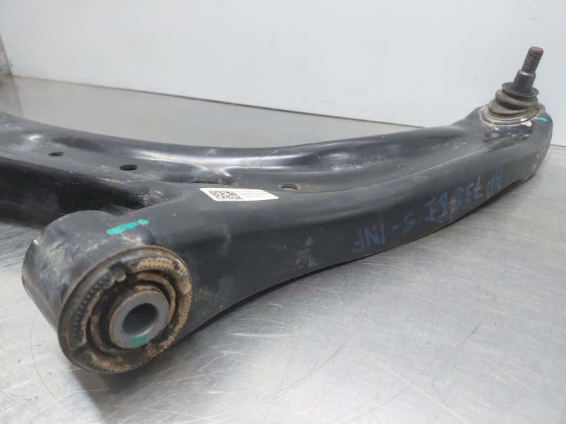 Recambio de brazo suspension inferior delantero izquierdo para hyundai bayon hybrid referencia OEM IAM   