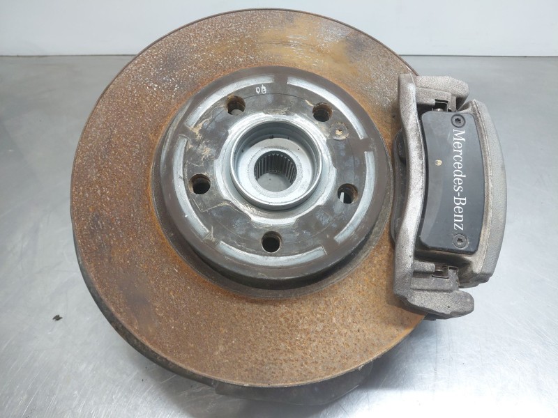 Recambio de mangueta delantera derecha para mercedes-benz clase a (w177) a 180 (177.084) referencia OEM IAM   