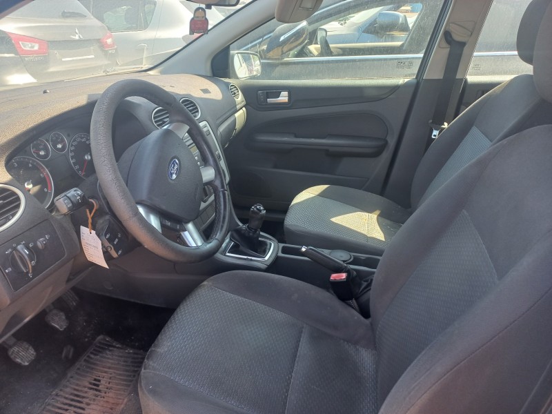 ford focus berlina (cap) del año 2007