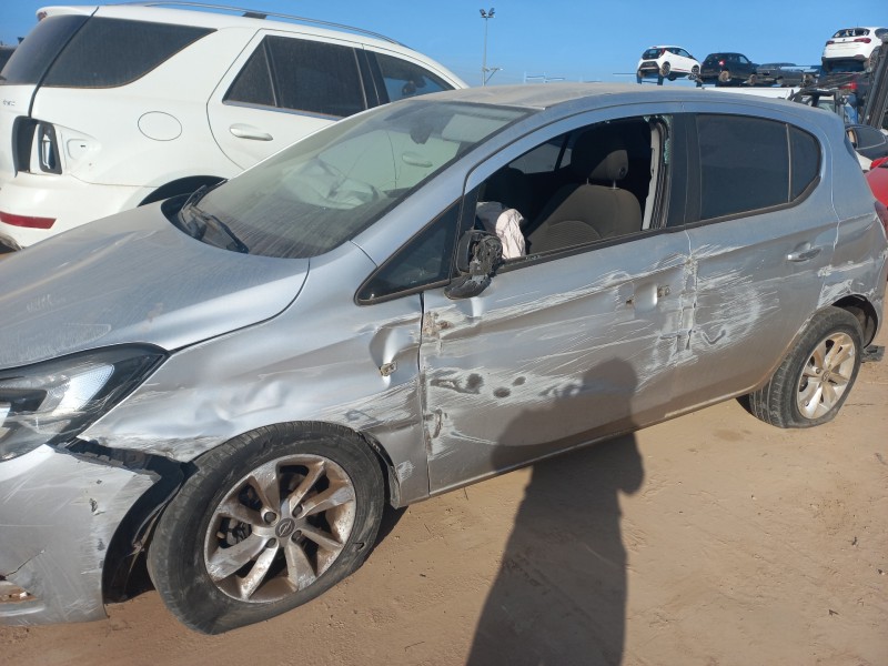 opel corsa e del año 2016