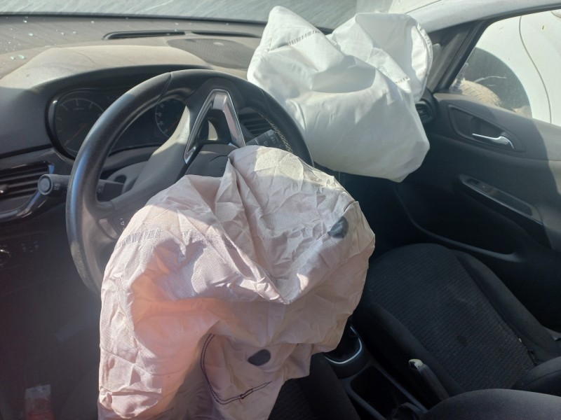 opel corsa e del año 2016