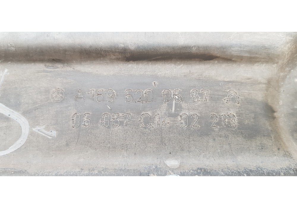 Recambio de puente delantero para mercedes clase a (w169) a 170 (169.032) referencia OEM IAM A1696200687  