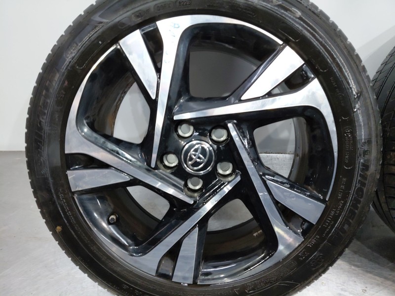 Recambio de juego llantas para toyota c-hr hybrid referencia OEM IAM   