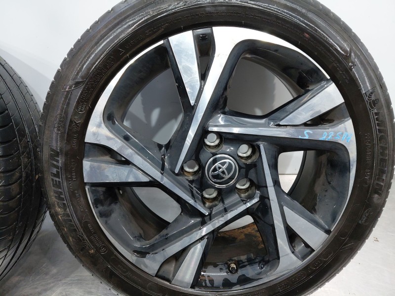 Recambio de juego llantas para toyota c-hr hybrid referencia OEM IAM   