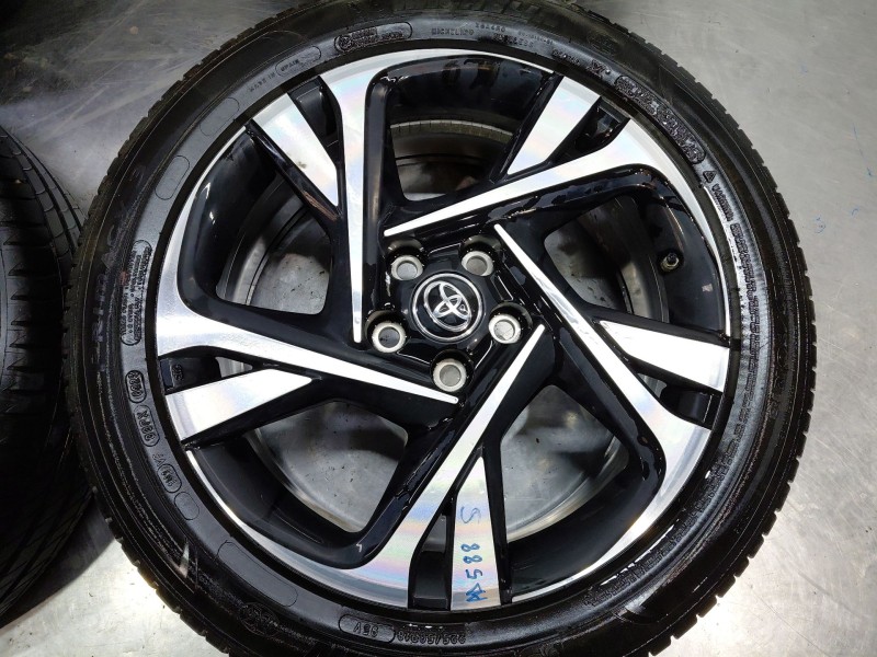 Recambio de juego llantas para toyota c-hr hybrid referencia OEM IAM   