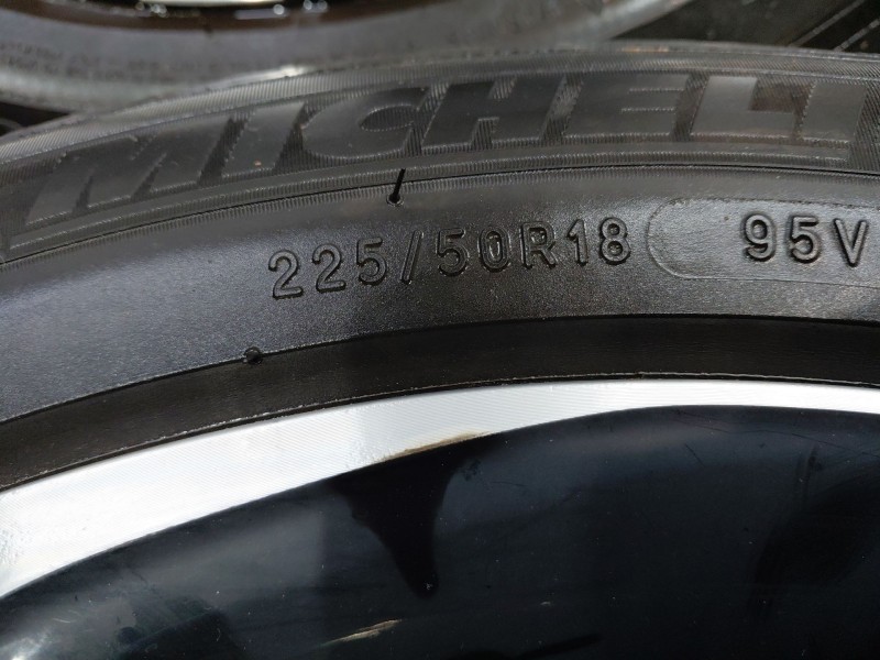 Recambio de juego llantas para toyota c-hr hybrid referencia OEM IAM   