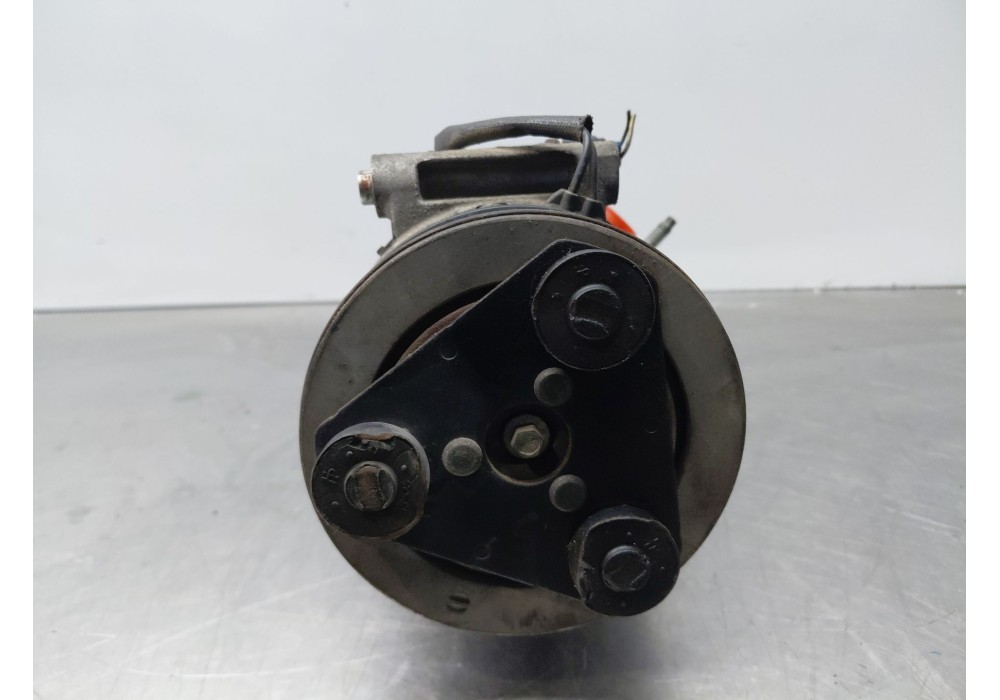 Recambio de compresor aire acondicionado para ford kuga i 2.0 tdci referencia OEM IAM   