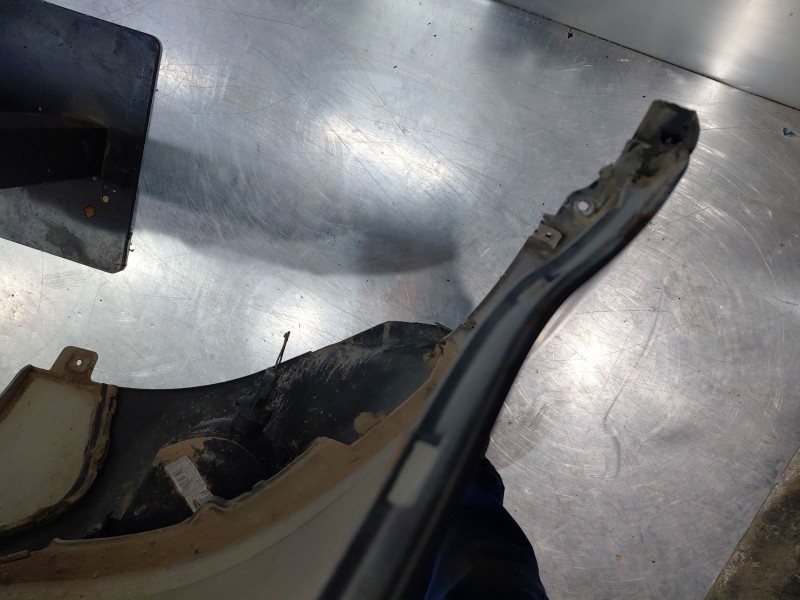 Recambio de paragolpes trasero para ford kuga i 2.0 tdci referencia OEM IAM   