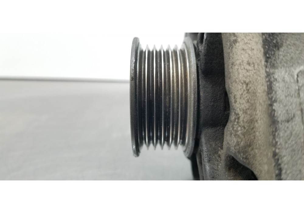 Recambio de alternador para toyota corolla verso (r1) 1.8 luna referencia OEM IAM 270600D170  