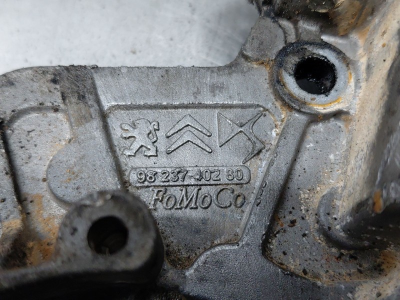 Recambio de bomba aceite para citroën c4 cactus bluehdi referencia OEM IAM   