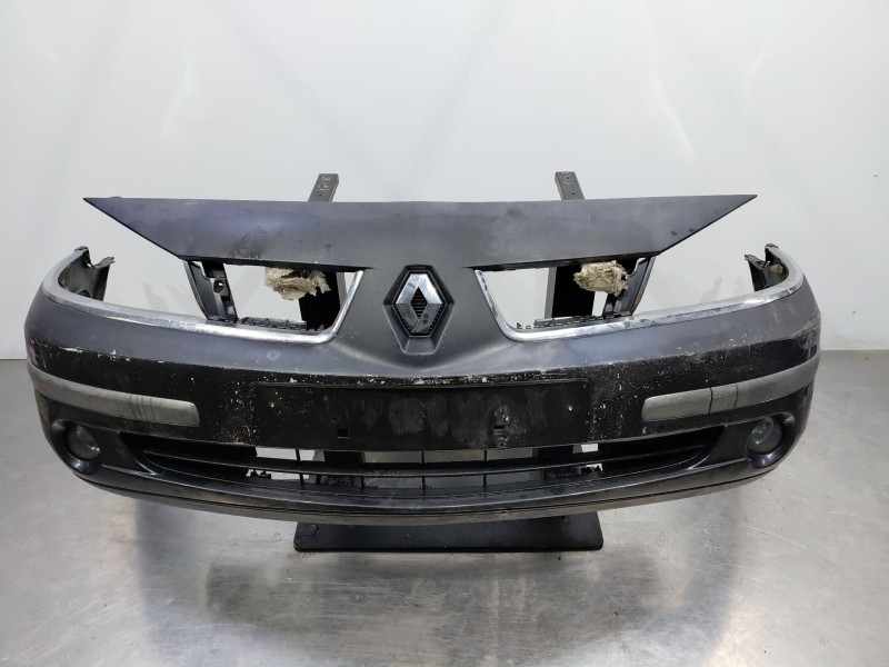 Recambio de paragolpes delantero para renault laguna ii (bg0/1_) 1.9 dci (bg1a, bg1v) referencia OEM IAM   