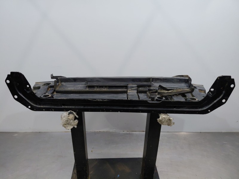 Recambio de travesaño inferior para nissan x-trail (t32) acenta referencia OEM IAM   