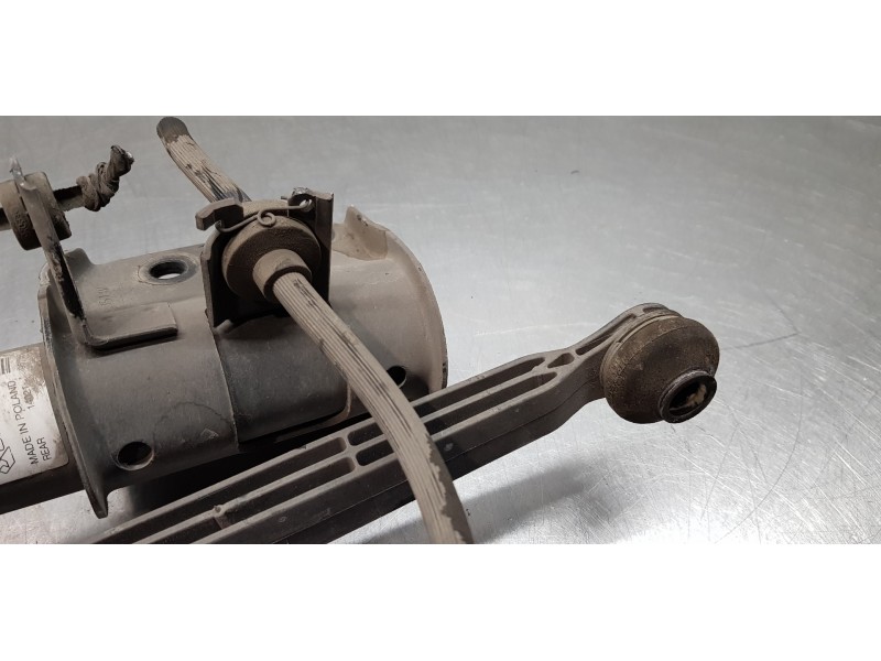 Recambio de amortiguador trasero izquierdo para jeep renegade limited 4x2 referencia OEM IAM 52139438  