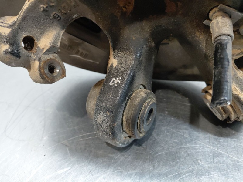 Recambio de mangueta trasera izquierda para bmw serie 3 cabrio (e93) essence referencia OEM IAM   