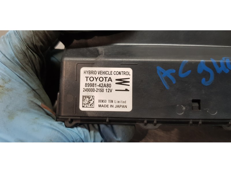 Recambio de centralita motor uce para toyota rav4 hybrid 4x2 advance referencia OEM IAM 8998142A80 2490002150 