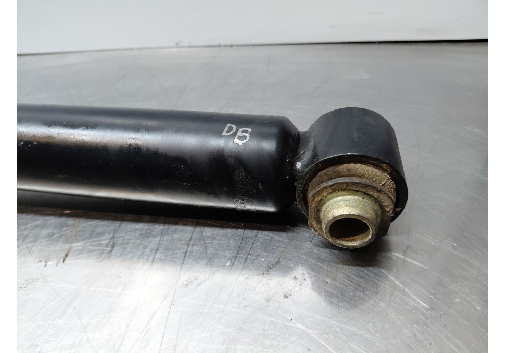 Recambio de amortiguador trasero derecho para land rover range rover (lm) td6 hse referencia OEM IAM RPD500270  