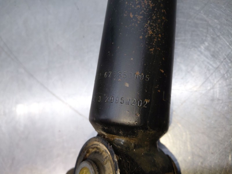 Recambio de amortiguador trasero derecho para land rover range rover (lm) td6 hse referencia OEM IAM RPD500270  