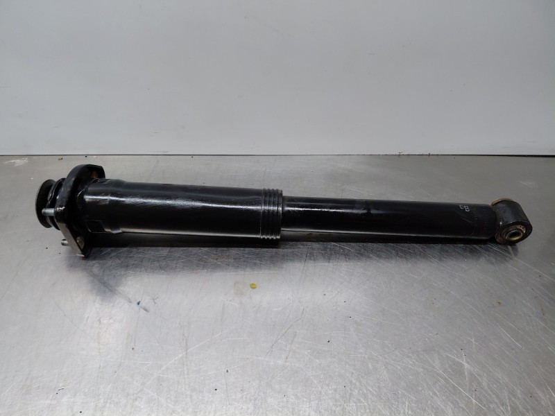 Recambio de amortiguador trasero izquierdo para land rover range rover (lm) td6 hse referencia OEM IAM RPD500270  