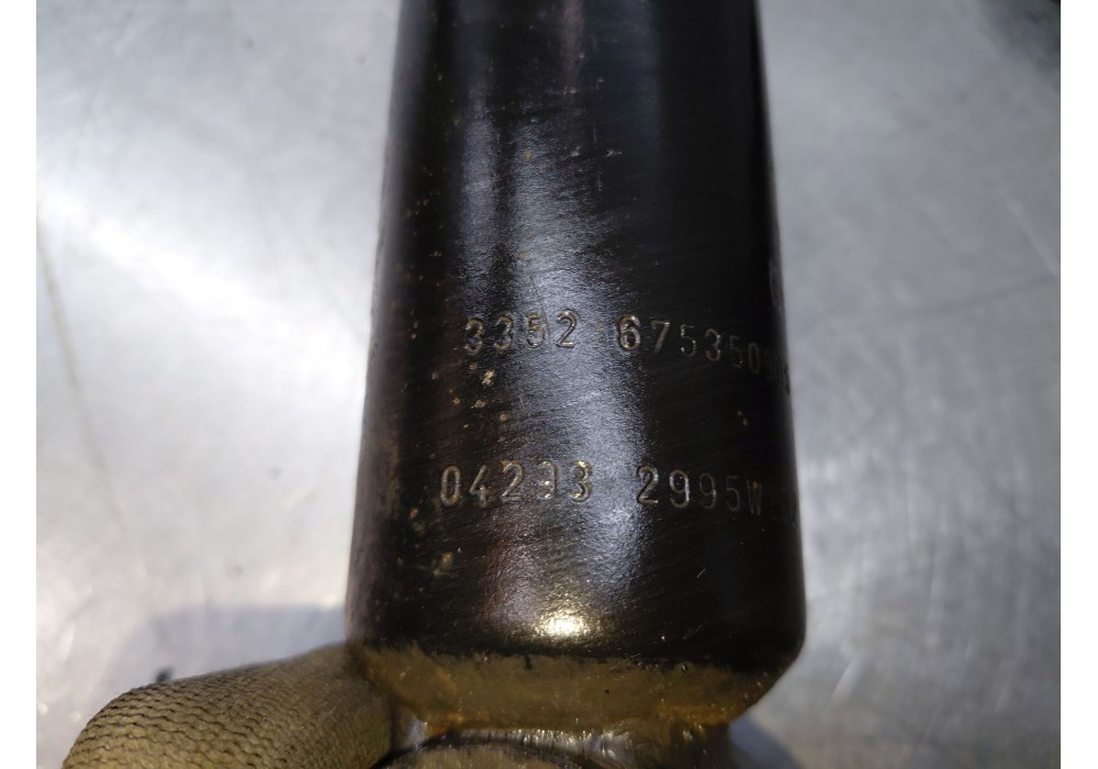 Recambio de amortiguador trasero izquierdo para land rover range rover (lm) td6 hse referencia OEM IAM RPD500270  